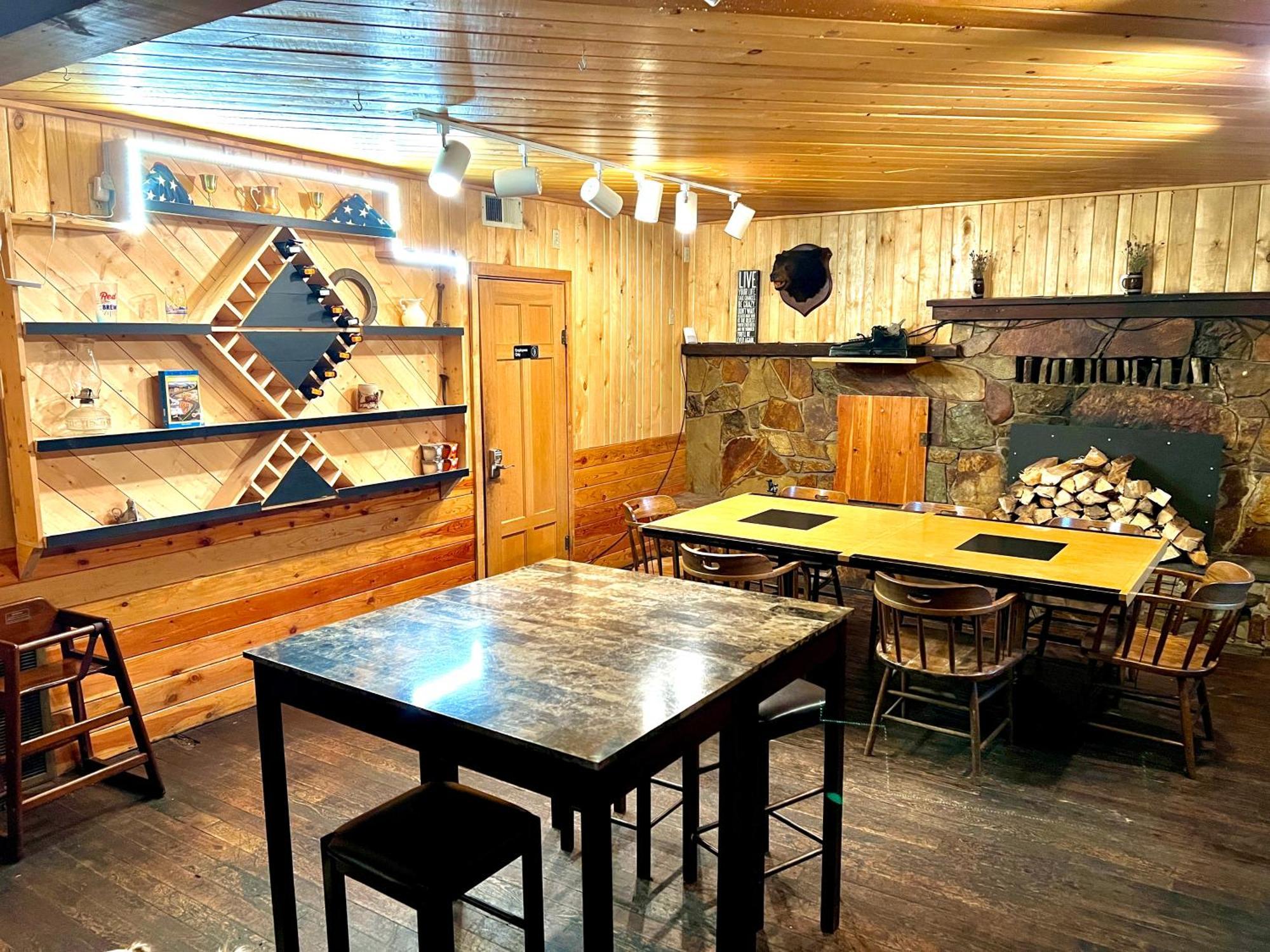 Triple G'S Resort - Cabin 8 Pinnacle Bagian luar foto