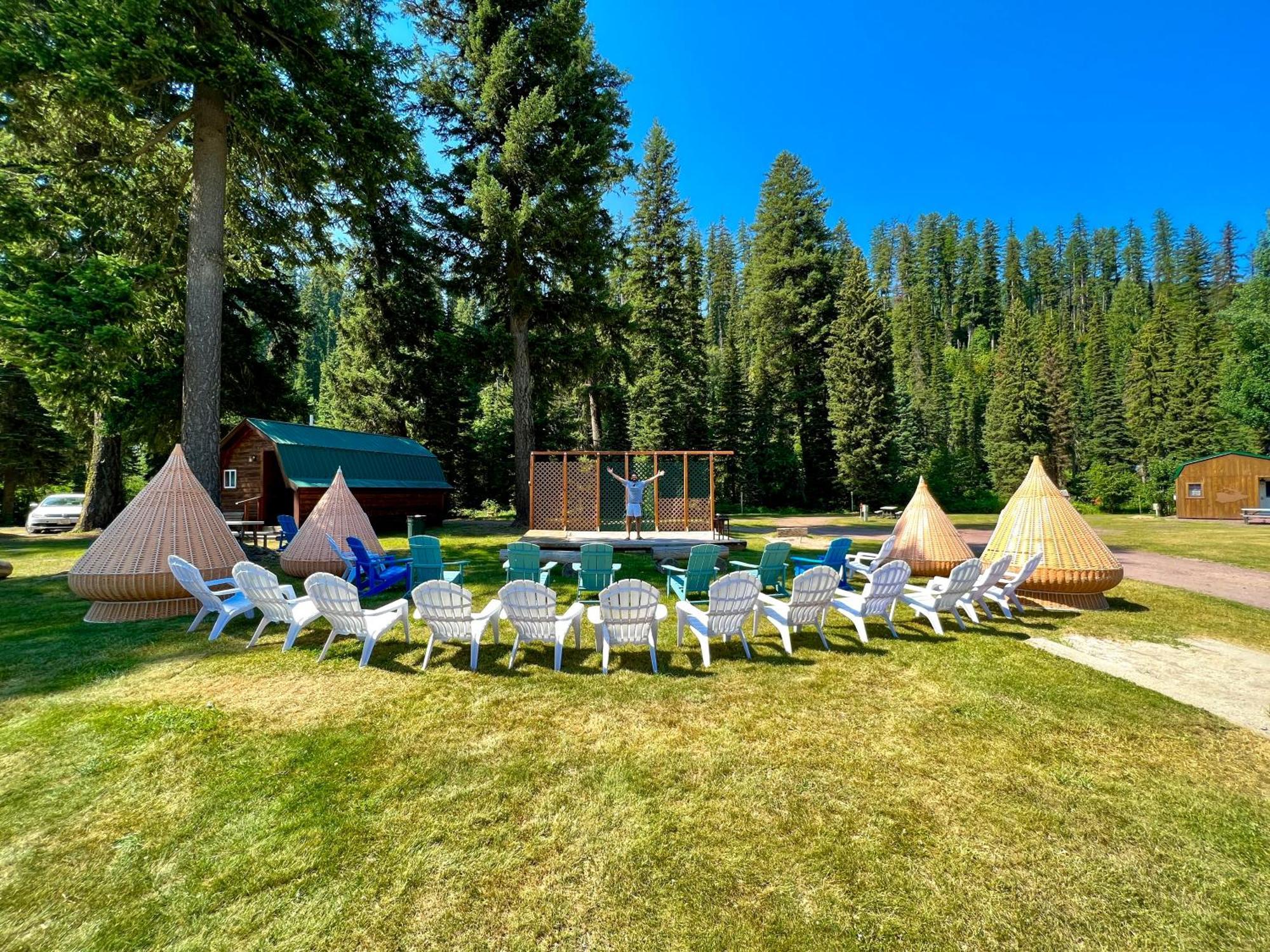 Triple G'S Resort - Cabin 8 Pinnacle Bagian luar foto